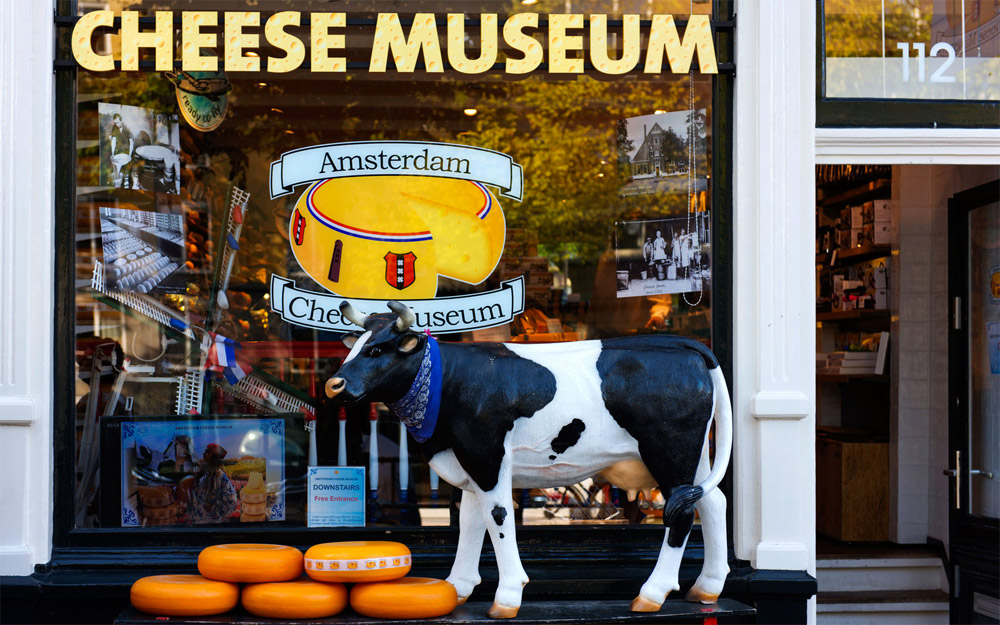 fakemuseums