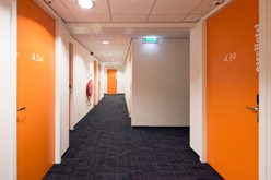 easyHotel